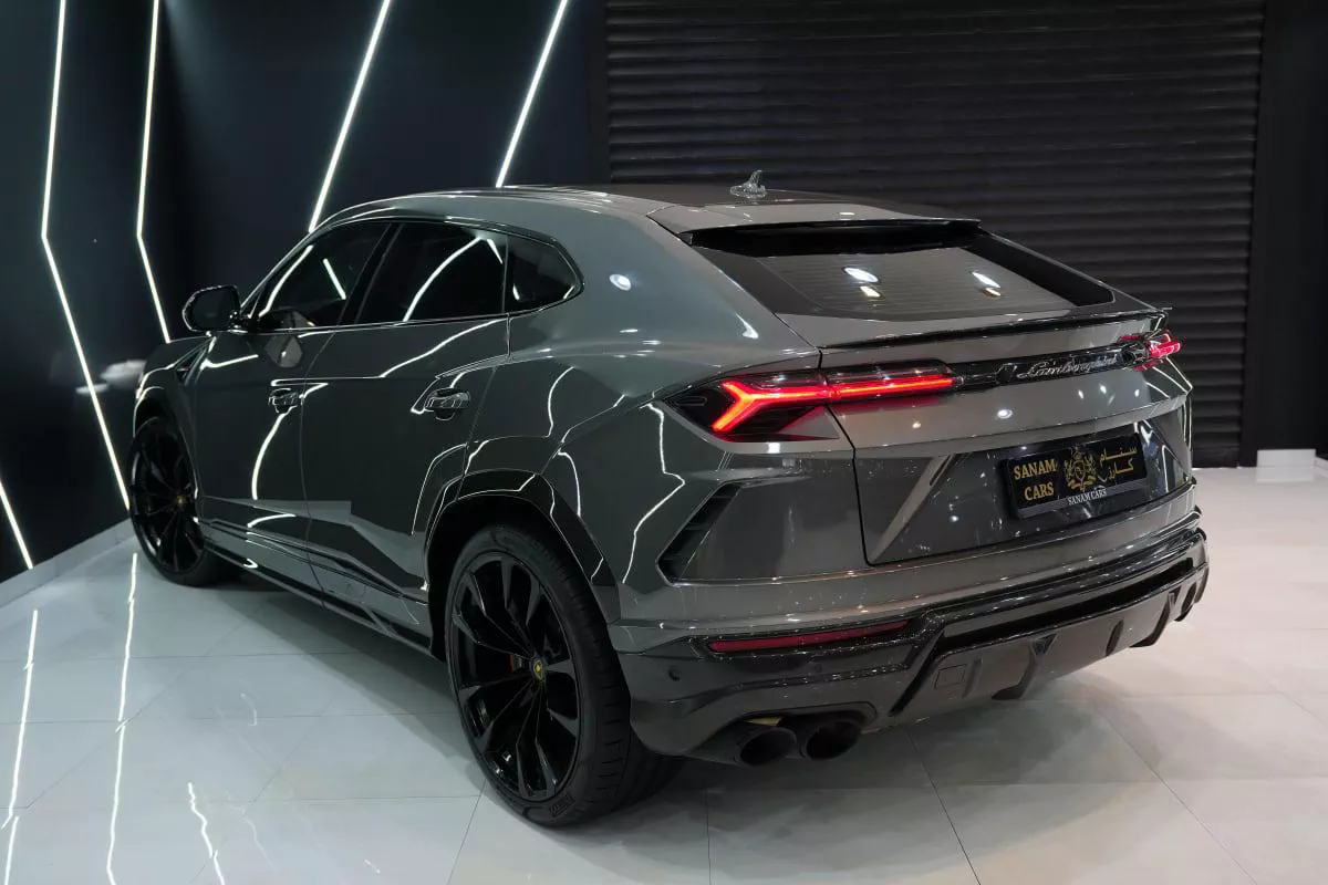 Lamborghini Urus-12-12