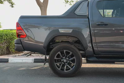 TOYOTA HILUX ADVENTURE 4.0 2026 GCC SPECS-6