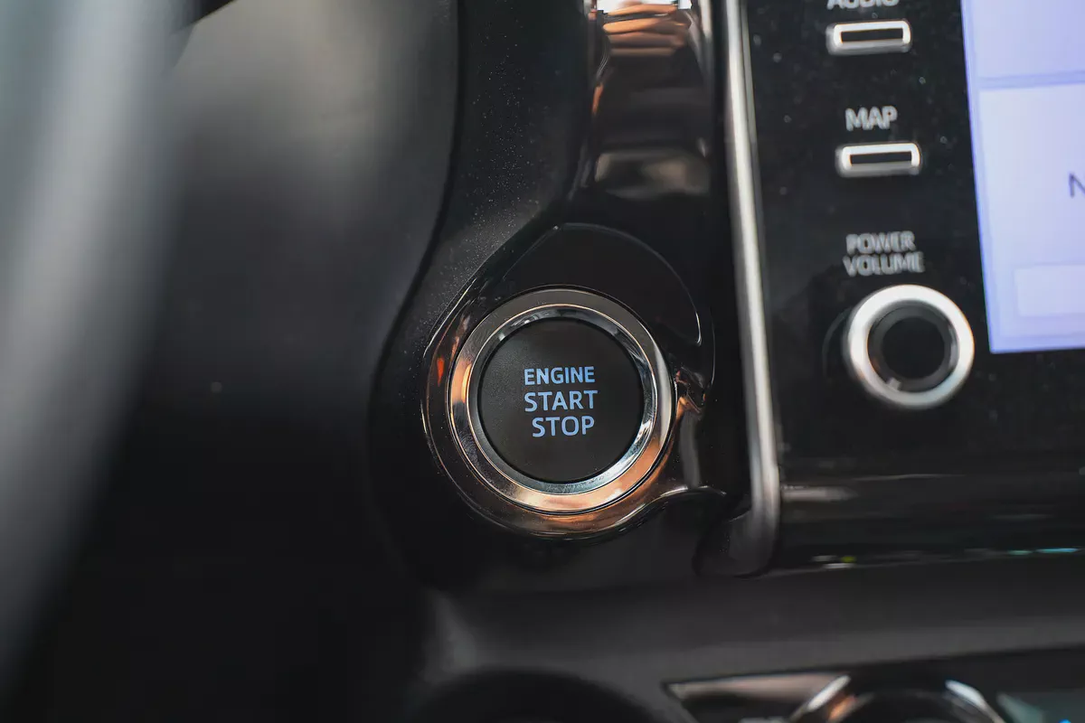 TOYOTA HILUX ADVENTURE 4.0 2026 GCC SPECS-15-15