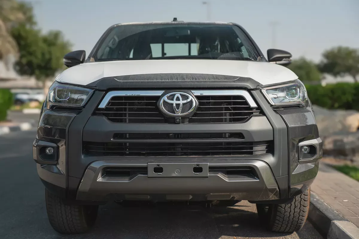 TOYOTA HILUX ADVENTURE 4.0 2026 GCC SPECS-3-3