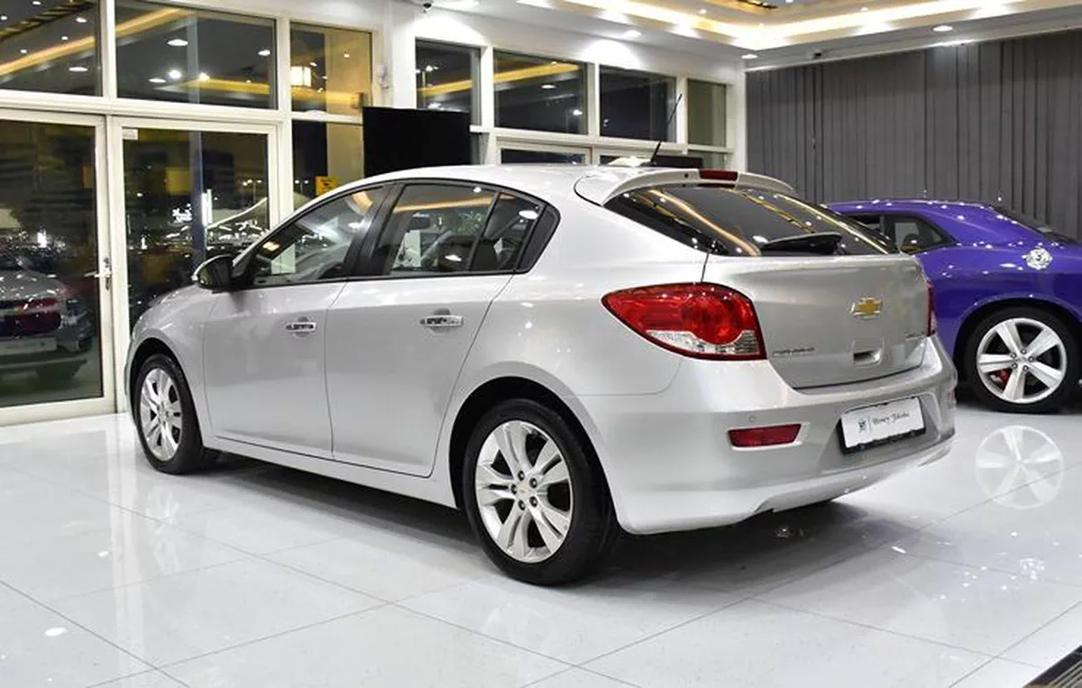 Chevrolet Cruze LT ( 2017 Model ) Silver Color GCC Specs-4-4