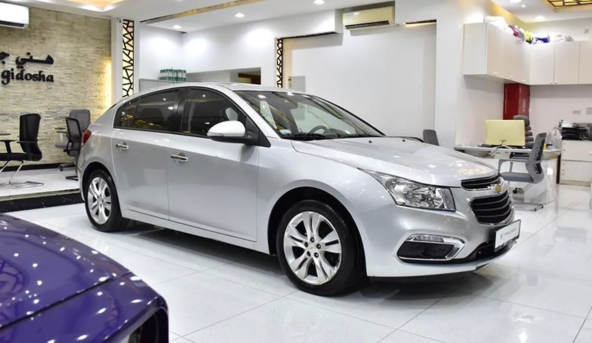 Chevrolet Cruze LT ( 2017 Model ) Silver Color GCC Specs-11-11