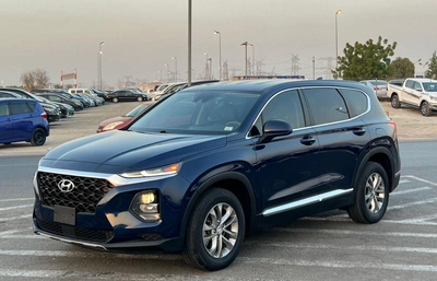 Hyundai Santa Fe 2019 Mid Option - 2.4L V4 - Rear Camera - Leather Seat --1
