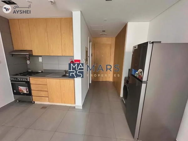 Brand new balcony studio with kitchen appliances