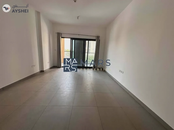 Brand new balcony studio with kitchen appliances
