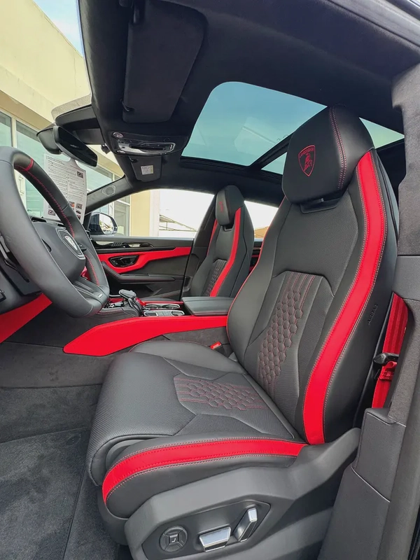 Lamborghini URUS SE 2025 Brand New fully loaded Zero KM