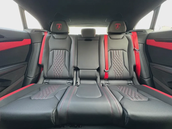 Lamborghini URUS SE 2025 Brand New fully loaded Zero KM