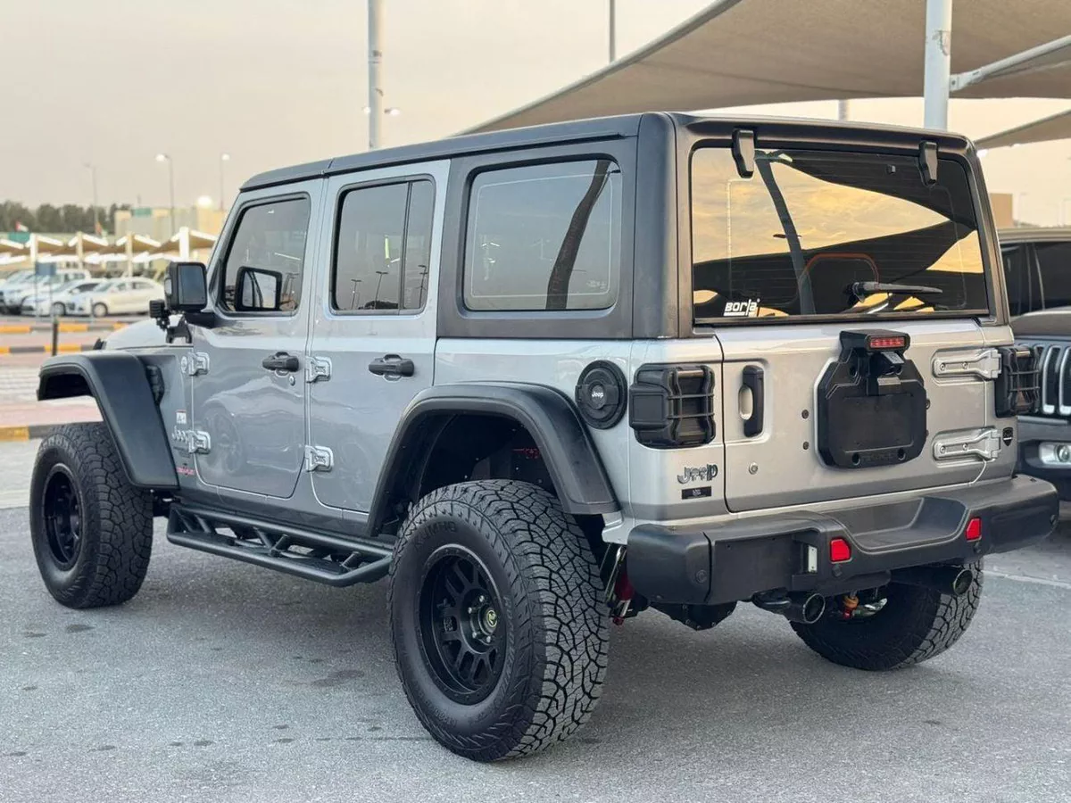 Jeep Wrangler Unlimited SPORT JEEP WRANGLER 2019 6V GCC 3.6L-2-0