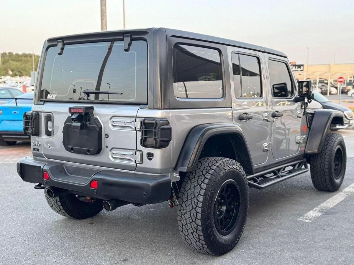 Jeep Wrangler Unlimited SPORT JEEP WRANGLER 2019 6V GCC 3.6L-3-0