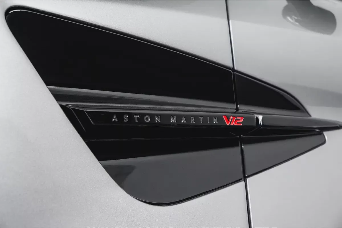 AED 28,722 / 60 months | 20% DP | 2025 Aston Martin Vanquish / FSH / Warranty-16-16