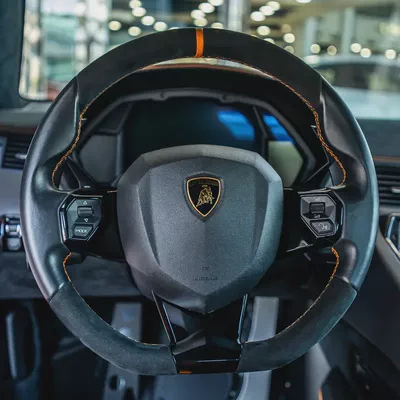 2017 Lamborghini Aventador SV  DONE ONLY 9000KM-10