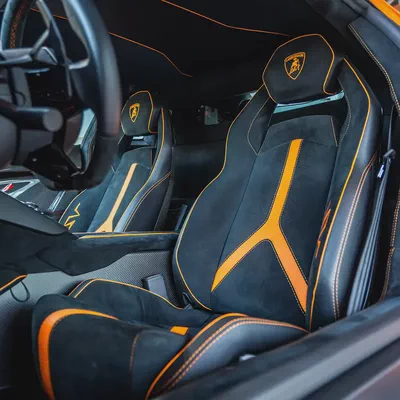 2017 Lamborghini Aventador SV  DONE ONLY 9000KM-7