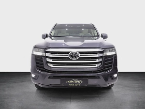 LAND CRUISER GXR GCC TWIN TURBO V6 - PERFECT CONDITION