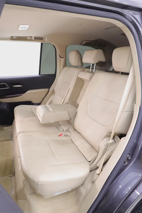 LAND CRUISER GXR GCC TWIN TURBO V6 - PERFECT CONDITION
