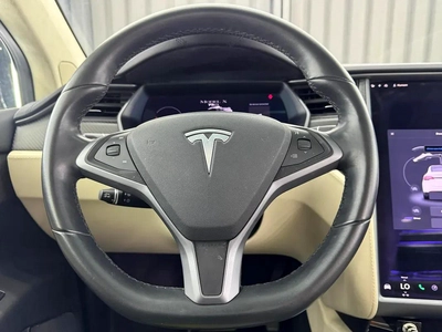 Tesla Model X 2018 GCC specs for 85,000.00 AED-3