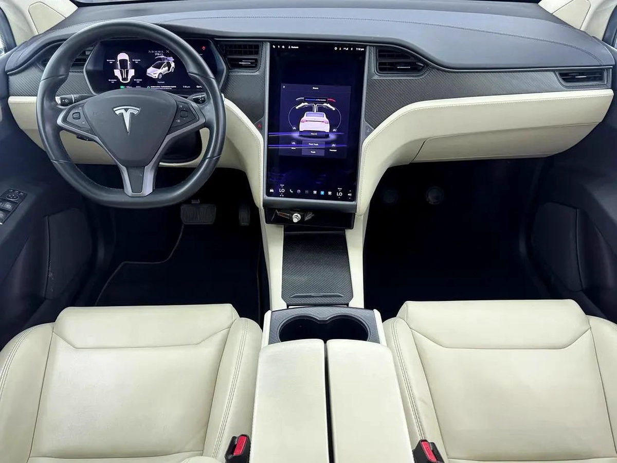 Tesla Model X 2018 GCC specs for 85,000.00 AED-8-8