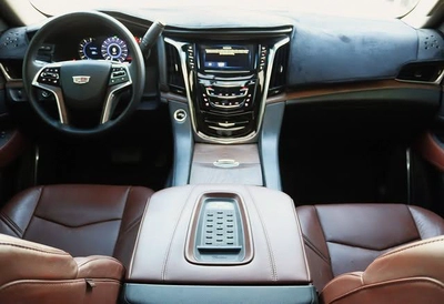 Cadillac Escalade Premium 2016 Full Option-8