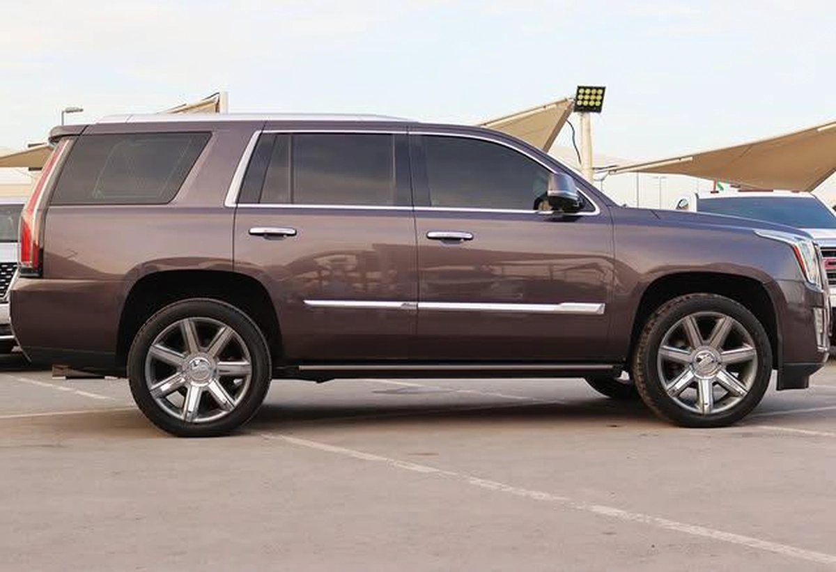 Cadillac Escalade Premium 2016 Full Option-9-9