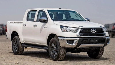 Toyota Hilux MID OPTION PETROL 2.7 AT-21