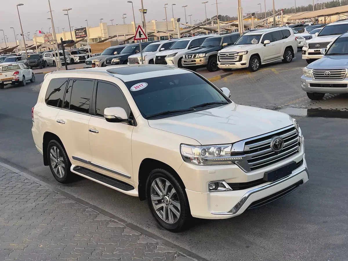 تويوتا لاند كلوزر VXR مكينه لكذس Toyota Land Cruiser VXR 2017 GCC Specs - Pristine Condition-8-8