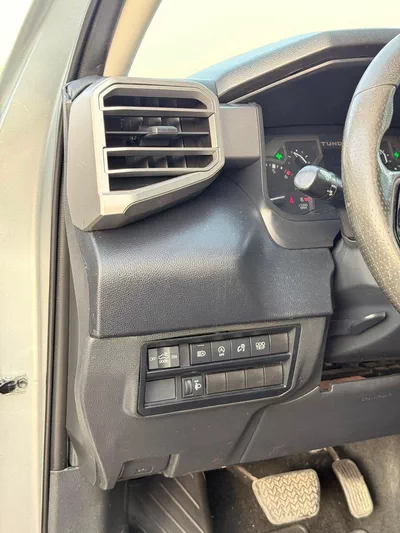 Toyota Tundra SR5 3.4L 4x4 drive-14