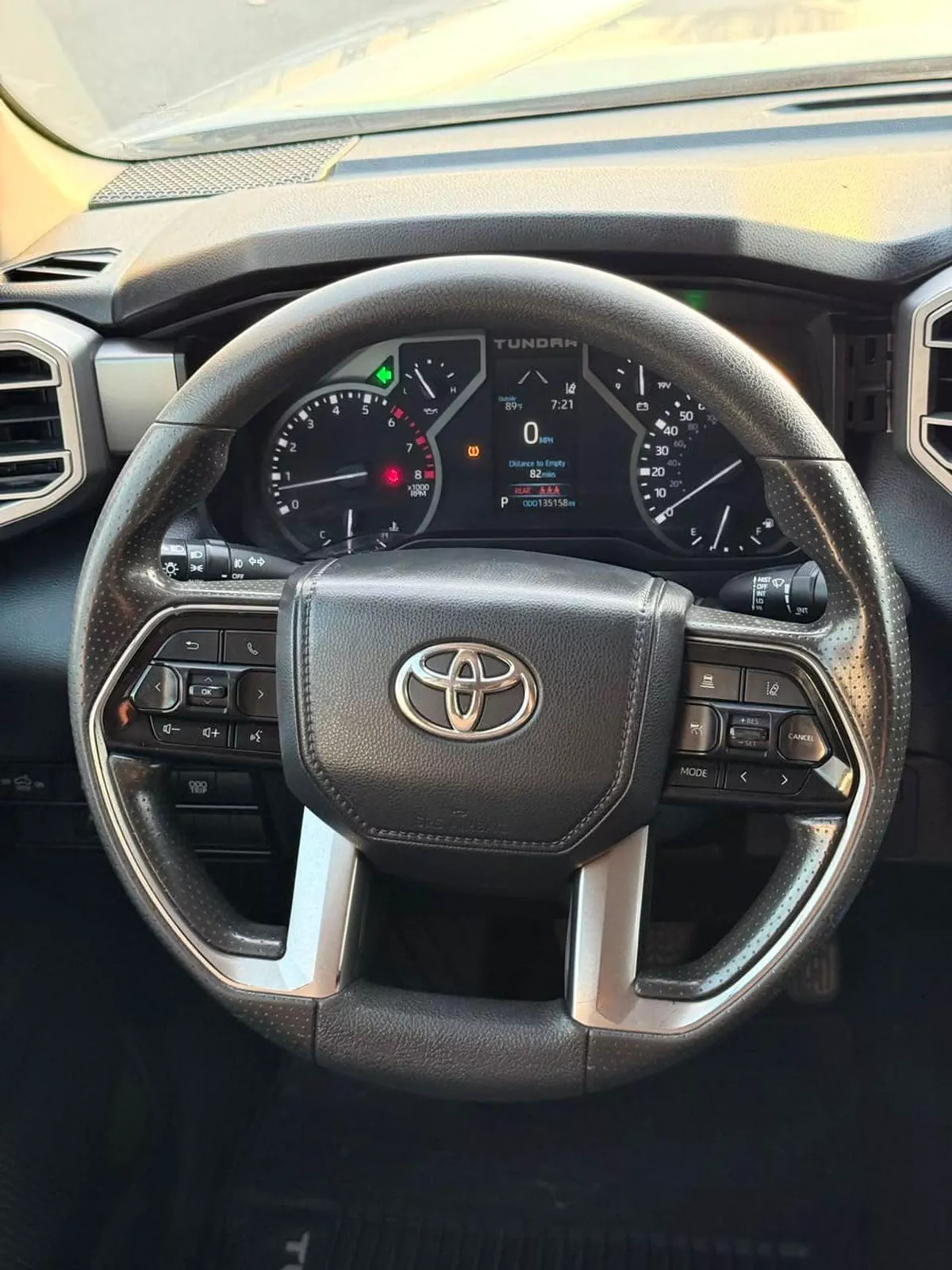 Toyota Tundra SR5 3.4L 4x4 drive-7-0