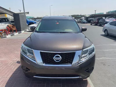 Nissan pathfinder 2016 brown color GCC calen car-0