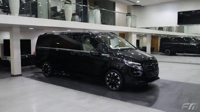 Mercedes Benz V300 VIP BUSINESS VAN –  FULL LUXURY OPTION | BRAND NEW | GCC | 2025-0