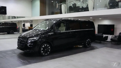 Mercedes Benz V300 VIP BUSINESS VAN –  FULL LUXURY OPTION | BRAND NEW | GCC | 2025-2