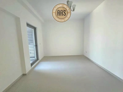 Prime Location Spacious 1Bhk With Full Family Building Full Facilities-7