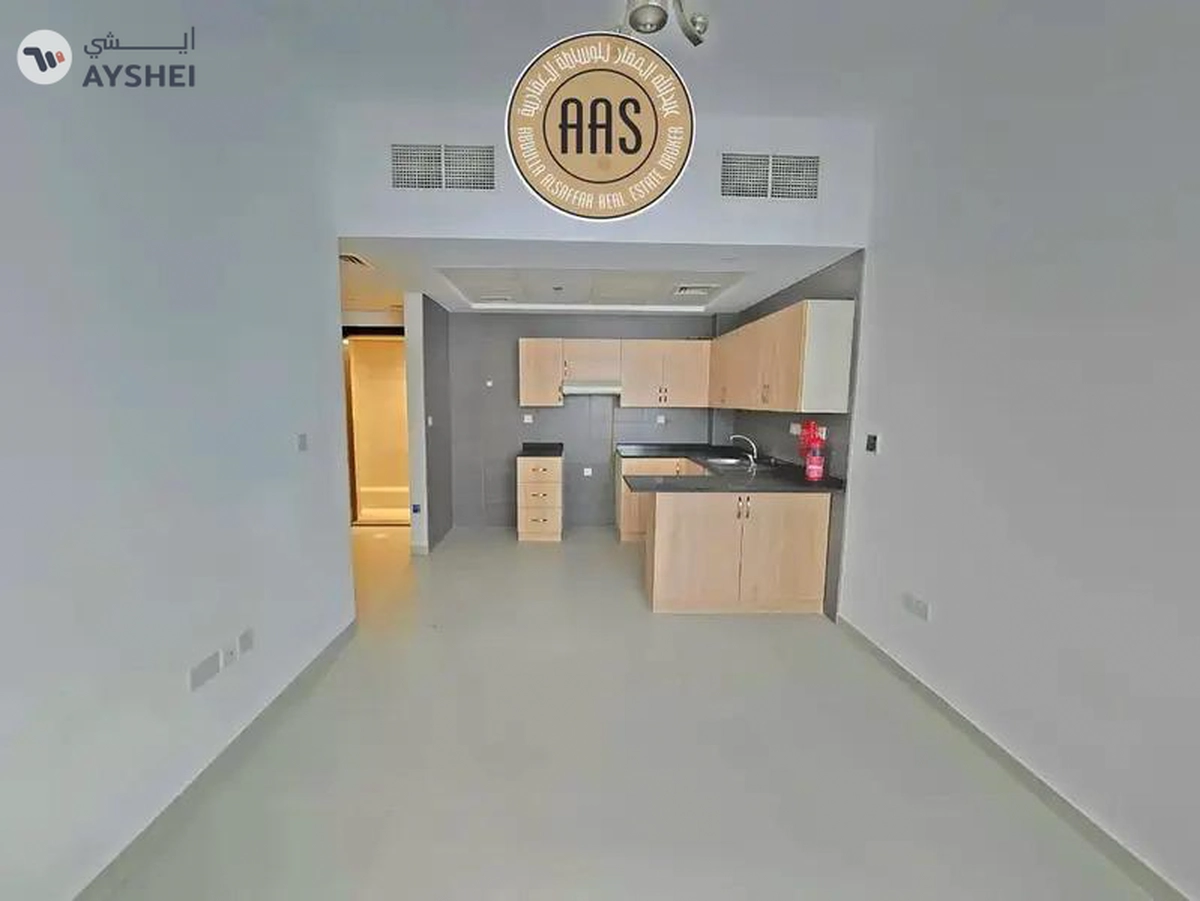 Prime Location Spacious 1Bhk With Full Family Building Full Facilities-4-4