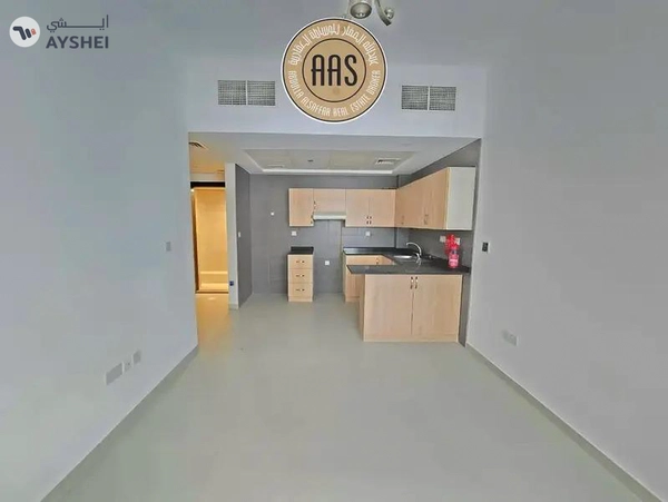 Prime Location Spacious 1Bhk With Full Family Building Full Facilities
