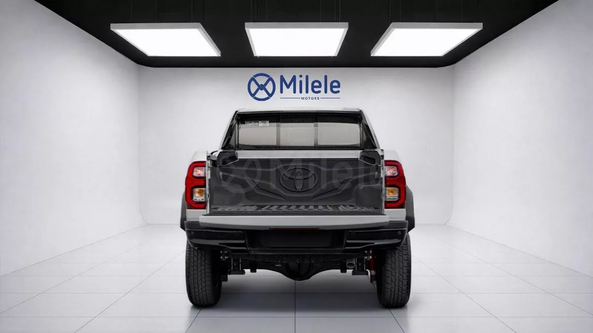 Toyota Hilux GR SPORT-10-0