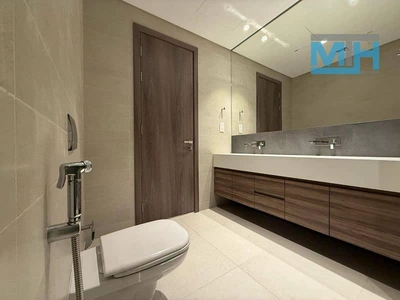 SOL Avenue, Business Bay, Dubai-15