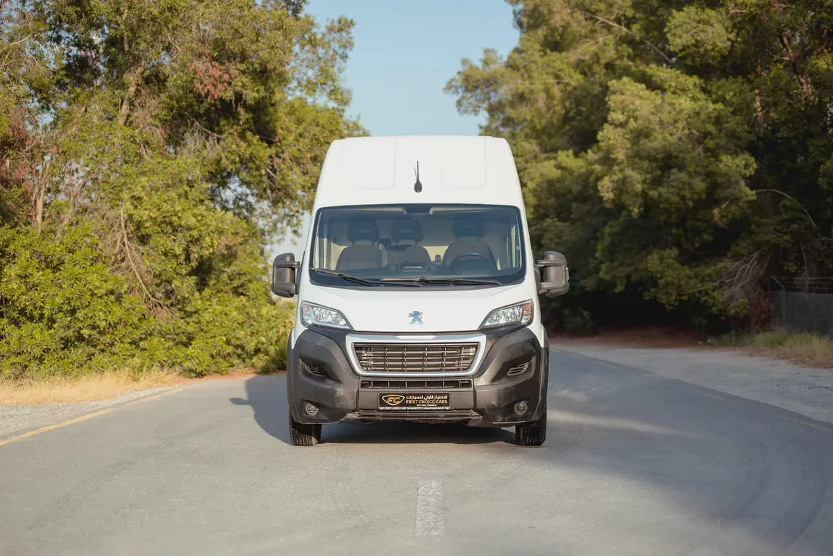 Peugeot Boxer L4H3 Delivery Van | GCC Specs | Ref#P05283-4-4