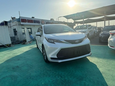 New 2024 Toyota Sienna-7