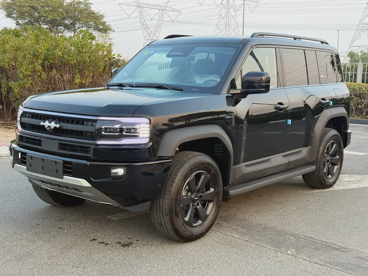 BYD Leopard 5 Ultra 2026 | Brand New | Off-Road Luxury SUV-2-2