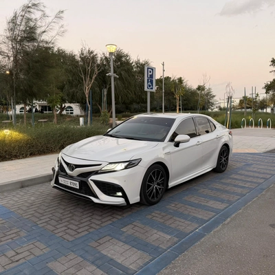 Toyota Camry Grande sport V6 2023-6