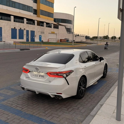 Toyota Camry Grande sport V6 2023-13