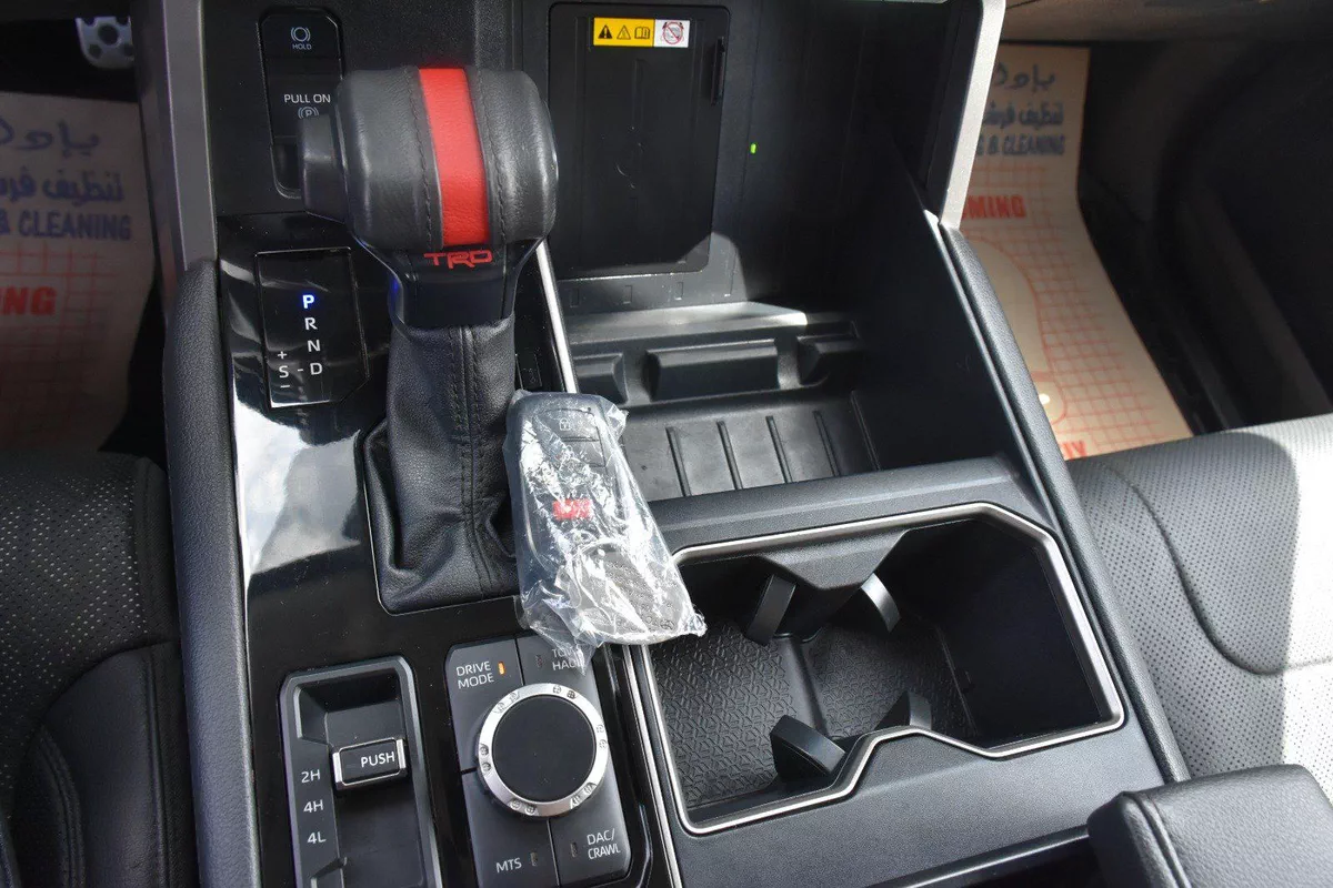 TOYOTA TUNDRA LIMITED 2024 | BLACK-2-2