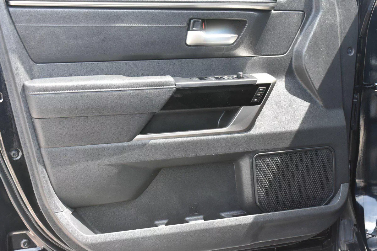 TOYOTA TUNDRA LIMITED 2024 | BLACK-5-5