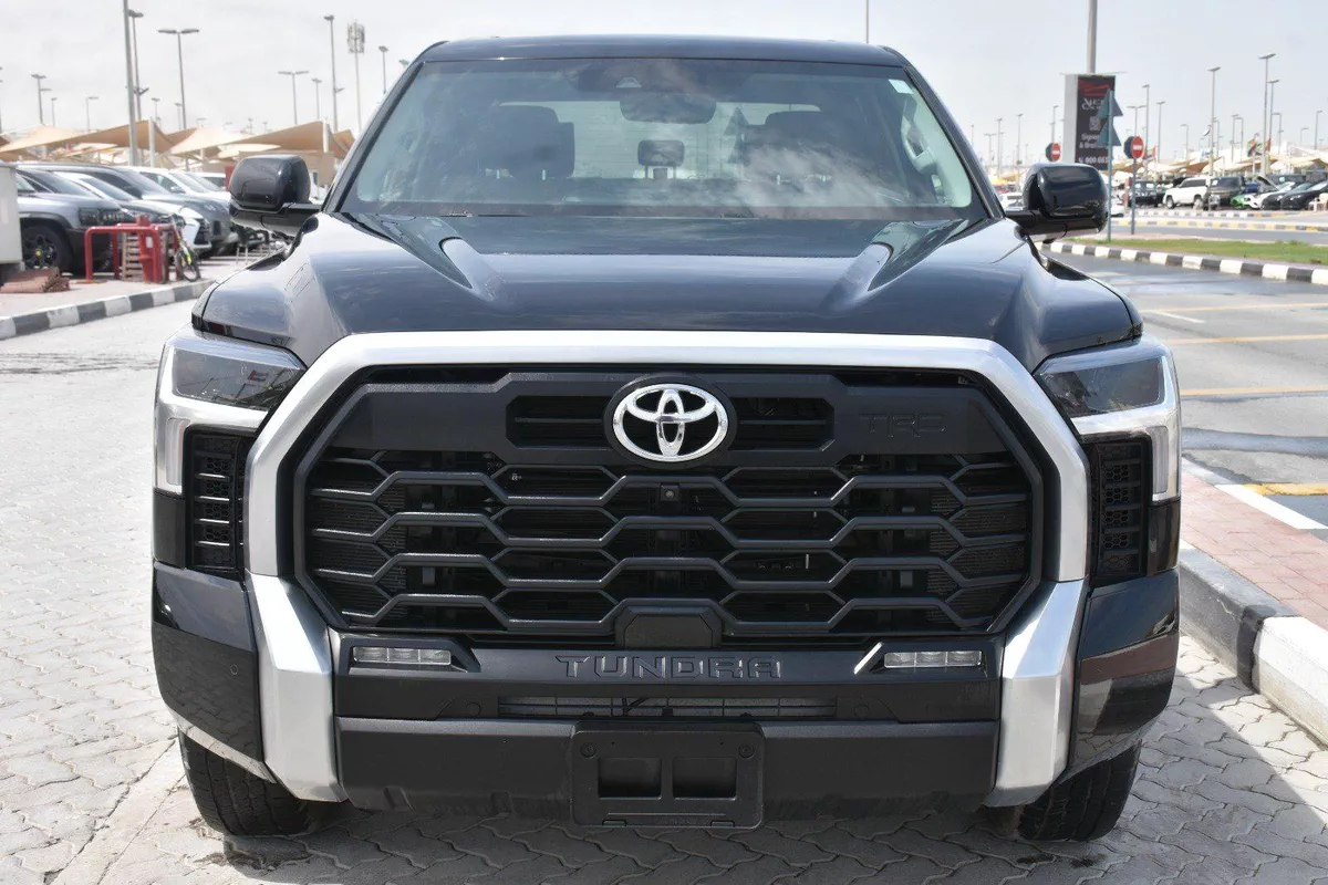 TOYOTA TUNDRA LIMITED 2024 | BLACK-3-3