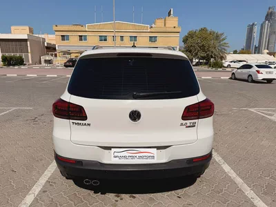 Volkswagen Tiguan 2.0 Tsi 4Motion 2016 Model GCC Specs With Partial Service History-7