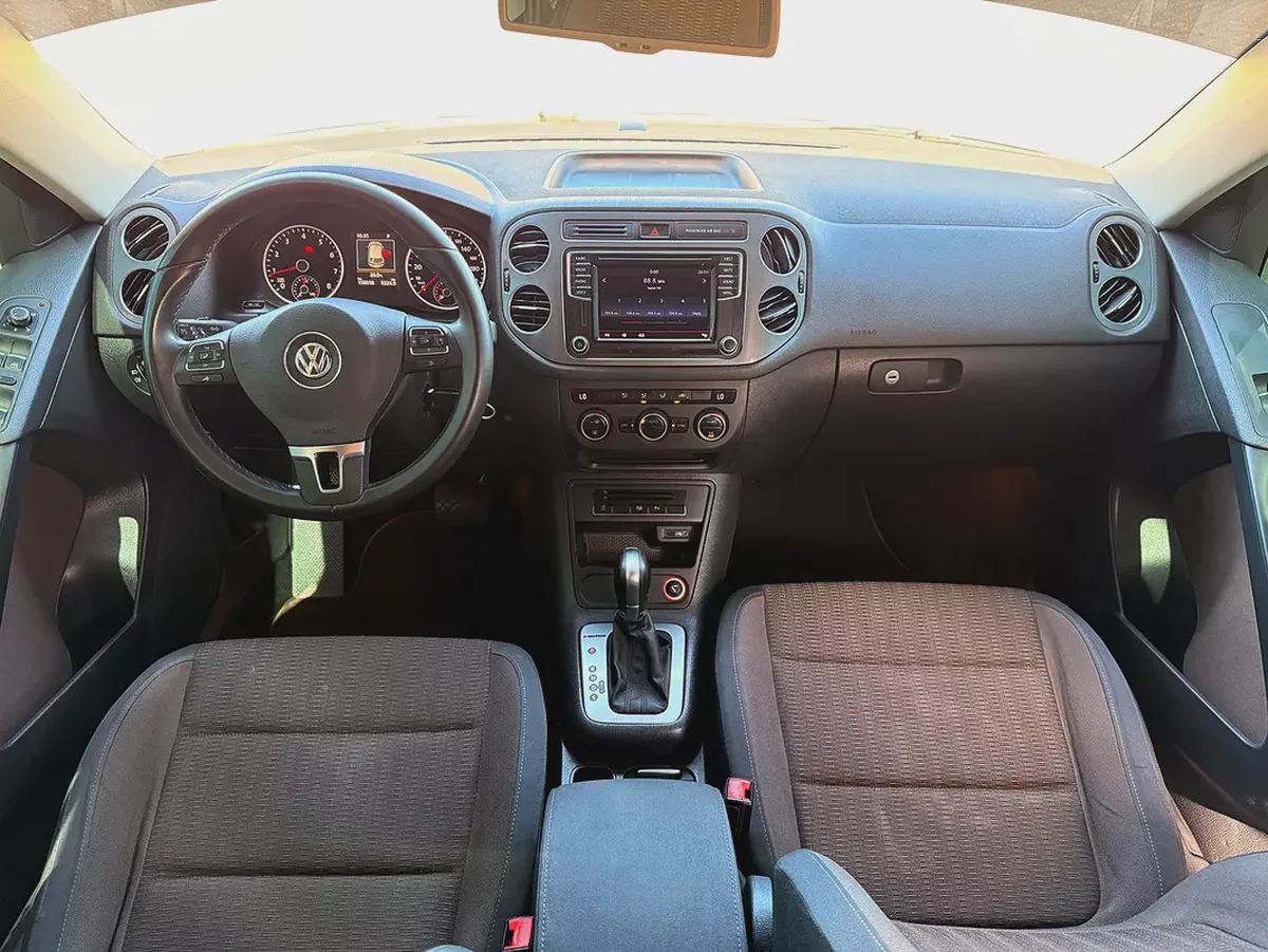 Volkswagen Tiguan 2.0 Tsi 4Motion 2016 Model GCC Specs With Partial Service History-12-12