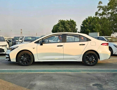 Toyota Levin GR SPORTS HYBRID / 1.8L V4 / 360*CAMERA / LEATHER SEATS / SUNROOF (CODE # TLHGR)-3