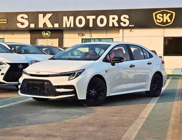 Toyota Levin GR SPORTS HYBRID / 1.8L V4 / 360*CAMERA / LEATHER SEATS / SUNROOF (CODE # TLHGR)