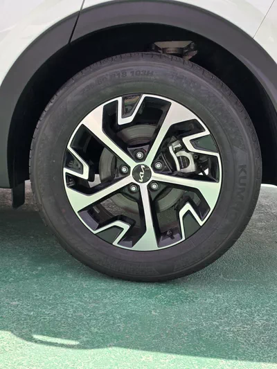 KIA SPORTAGE 1.5L LUXURY 2026-10