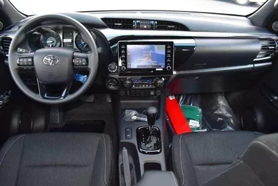 Toyota Hilux ADVENTURE 2.8L DIESEL AT-5