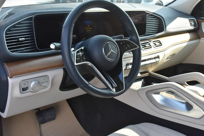 MERCEDES BENZ GLS450 4MATIC 2024 | WHITE-15