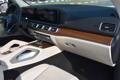 MERCEDES BENZ GLS450 4MATIC 2024 | WHITE-18